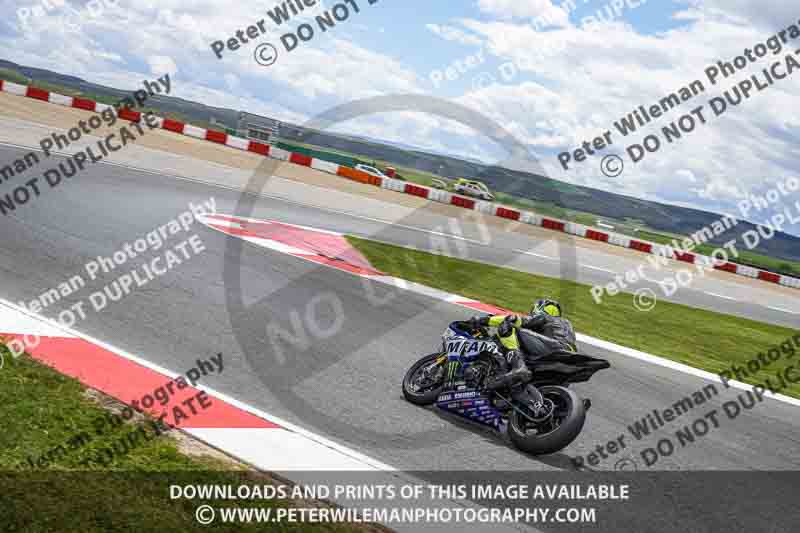 cadwell no limits trackday;cadwell park;cadwell park photographs;cadwell trackday photographs;enduro digital images;event digital images;eventdigitalimages;navarra;no limits trackdays;peter wileman photography;racing digital images;trackday digital images;trackday photos
